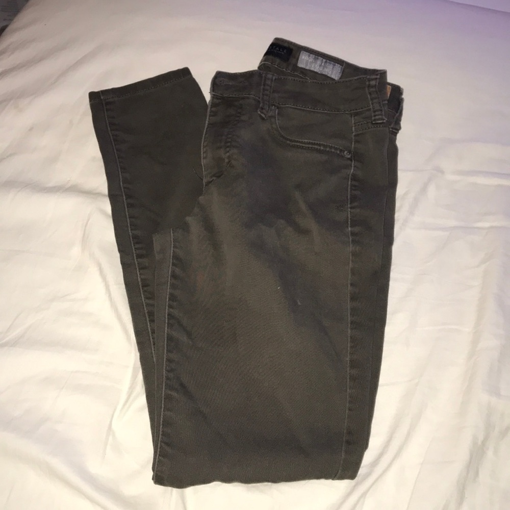 Army green high waisted jegging